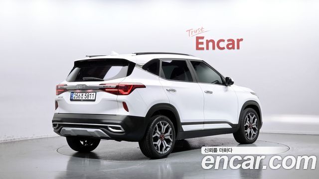 Kia Seltos из Кореи Encar
