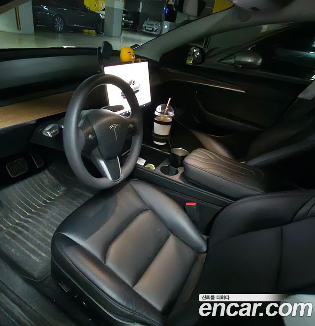 Tesla Model 3 RWD — пробег 69 280 км — фото 5 из 5