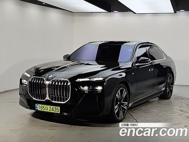 BMW 7-Series 750e xDrive M Sport — пробег 20 754 км — фото 1 из 5