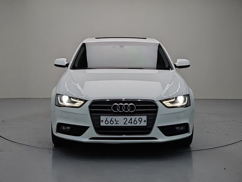 Audi A4 2.0 TDI B8 — пробег 202 142 км — фото 2 из 5
