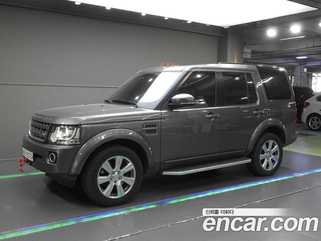 Land Rover Discovery 3.0 SDV6 SE — пробег 174 320 км — фото 1 из 5