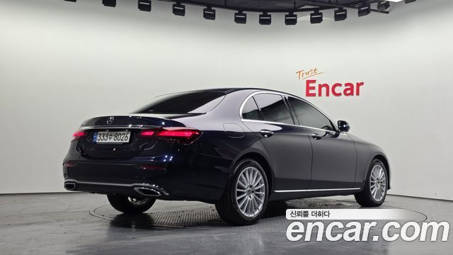Mercedes-Benz E-Class из Кореи Encar