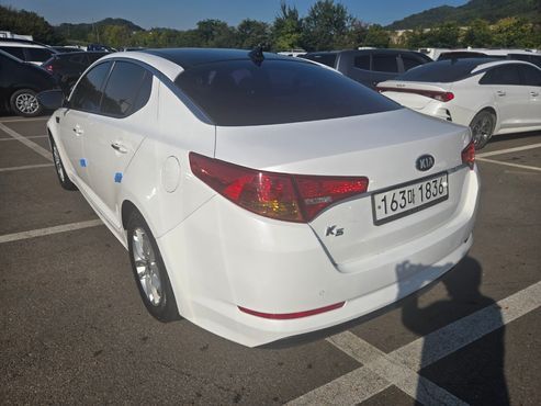 Kia K5 LPI Luxury — пробег 65 000 км — фото 4 из 5