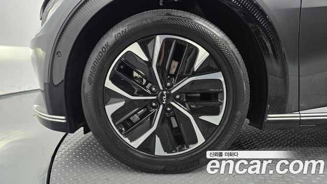 Kia EV6 Long Range 4WD Earth — пробег 105 589 км — фото 5 из 5