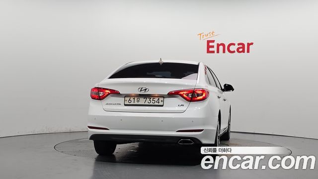 Hyundai Sonata LPI Premium — пробег 175 785 км — фото 4 из 5