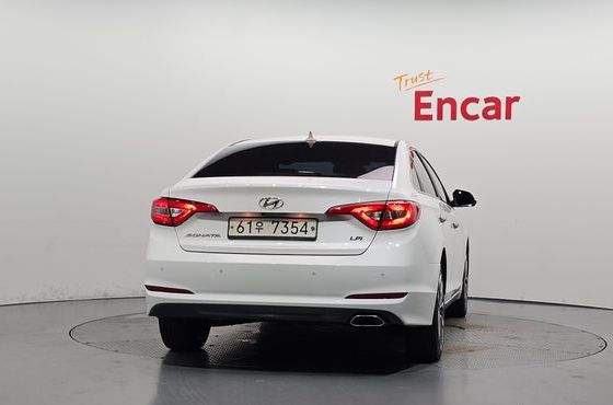 Hyundai Sonata LPI Premium — пробег 175 785 км — фото 4 из 5