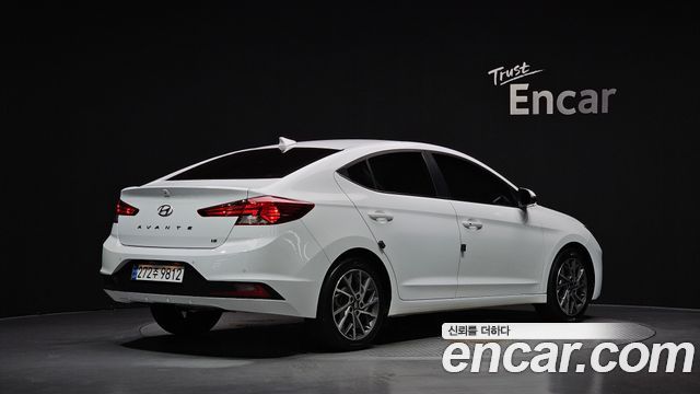 Hyundai AVANTE из Кореи Encar