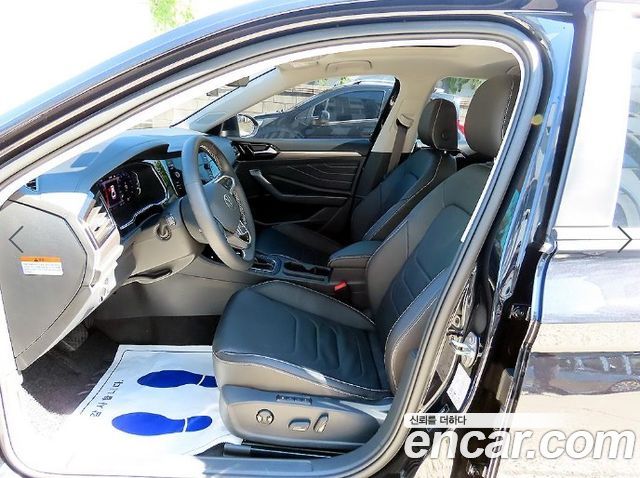 Volkswagen Jetta 1.5 TSI Prestige — пробег 35 782 км — фото 5 из 5