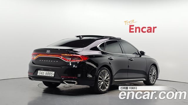 Hyundai Grandeur из Кореи Encar