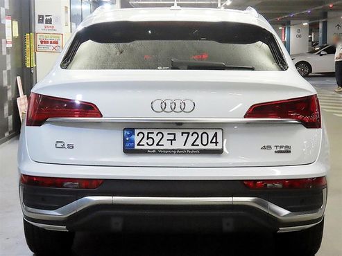 Audi Q5 45 TFSI Quattro Sportback Premium — пробег 20 077 км — фото 5 из 5