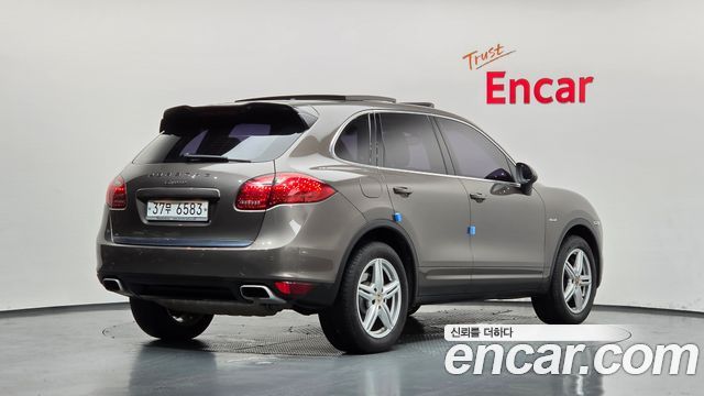 Porsche Cayenne 3.0 Diesel 958 — пробег 124 370 км — фото 2 из 5