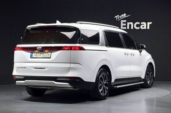 Kia Carnival Diesel 9-Seater Prestige — пробег 142 094 км — фото 2 из 5