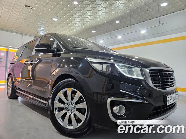 Kia Carnival 9-seater Luxury — пробег 174 805 км — фото 2 из 5