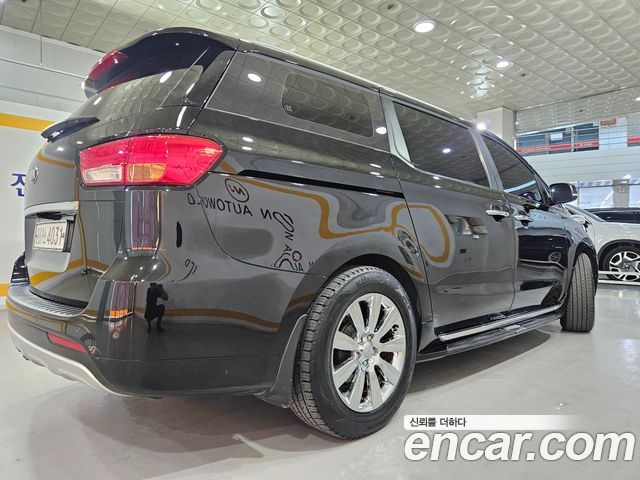 Kia Carnival 9-seater Luxury — пробег 174 805 км — фото 5 из 5