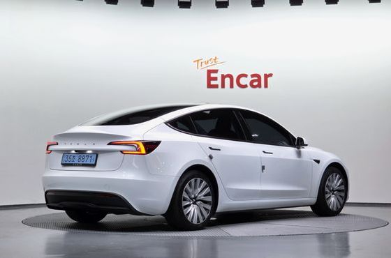 Tesla Model 3 Premium Long Range RWD — пробег 6 462 км — фото 2 из 5