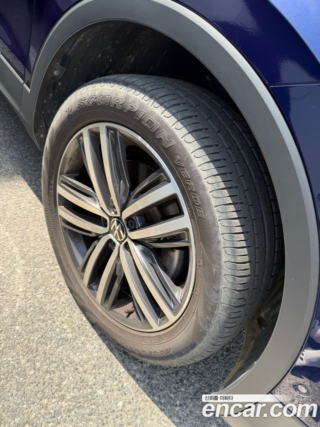 Volkswagen Tiguan 2.0 TSI Prestige — пробег 61 000 км — фото 5 из 5