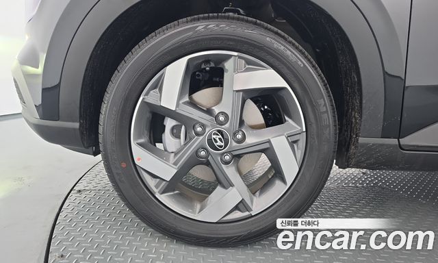 Hyundai Venue 1,6 Premium — пробег 2 342 км — фото 5 из 5