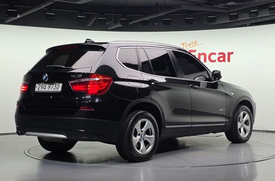 BMW X3 xDrive 20d High — пробег 119 365 км — фото 2 из 5