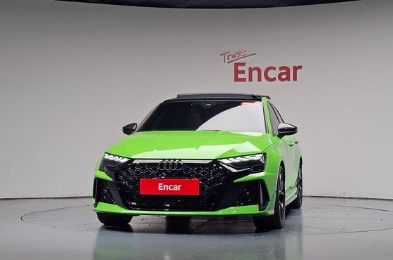 Audi RS3 2.5 TFSI Quattro Carbon Edition — пробег 1 013 км — фото 3 из 5