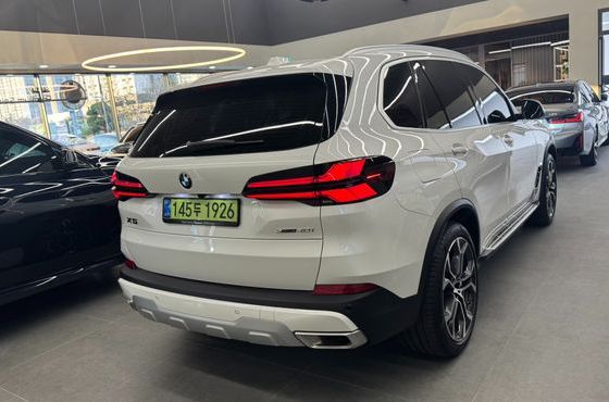 BMW X5 xDrive 40i xLine — пробег 9 011 км — фото 2 из 5