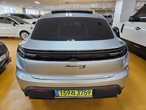 Porsche Macan Base 4 — пробег 4 806 км — фото 4 из 5
