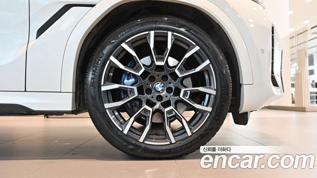 BMW X6 xDrive40i M Sport — пробег 33 569 км — фото 5 из 5