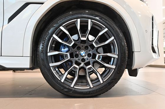 BMW X6 xDrive40i M Sport — пробег 33 569 км — фото 5 из 5