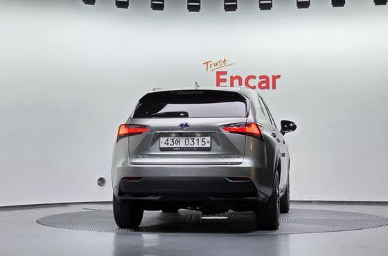 Lexus NX Supreme — пробег 120 170 км — фото 4 из 5