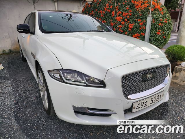 Jaguar XJ 3.0D Premium Luxury LWB X351 — пробег 131 000 км — фото 1 из 5