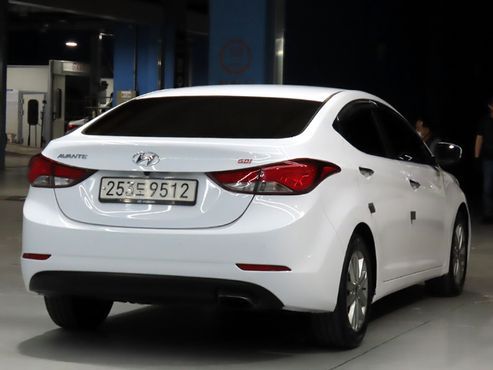 Hyundai AVANTE 1.6 GDi Modern Standard — пробег 86 713 км — фото 4 из 5