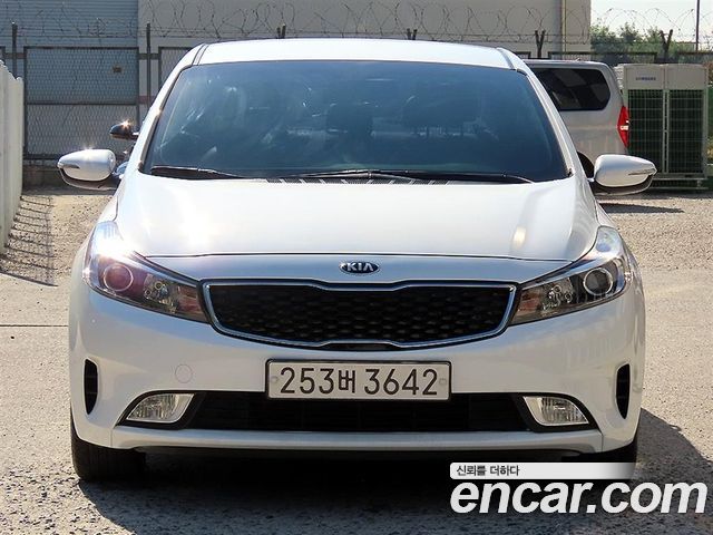 Kia K3 Trendy — пробег 98 055 км — фото 1 из 5