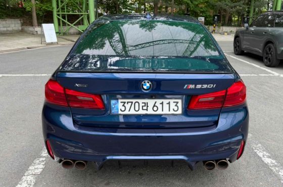 BMW 5-Series 530i M Sport Package Plus — пробег 100 000 км — фото 4 из 5