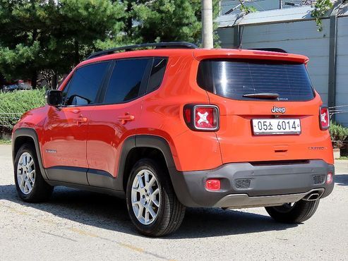 Jeep Renegade 2.4 Limited — пробег 71 221 км — фото 2 из 5