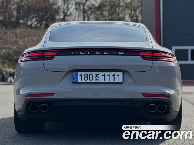 Porsche Panamera 3.0 AWD — пробег 43 000 км — фото 2 из 5