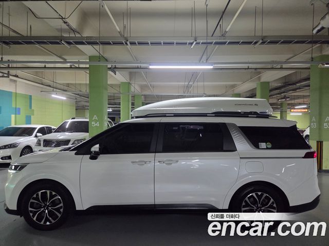 Kia Carnival Diesel 9-Seater Prestige — пробег 61 000 км — фото 3 из 5