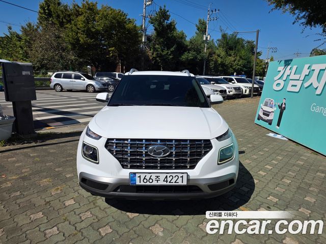 Hyundai Venue 1,6 Premium — пробег 28 105 км — фото 3 из 5