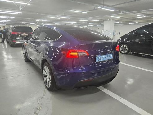 Tesla Model Y RWD — пробег 42 783 км — фото 2 из 5