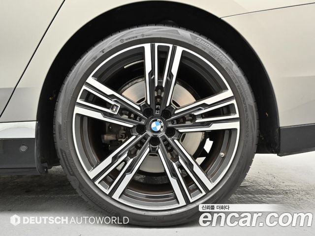 BMW 7-Series 750e xDrive M Sport — пробег 22 400 км — фото 5 из 5