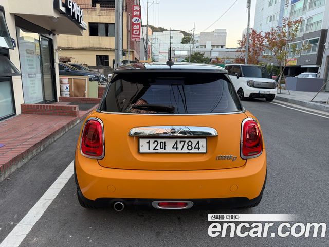Mini Cooper Standard 3rd — пробег 86 932 км — фото 4 из 5