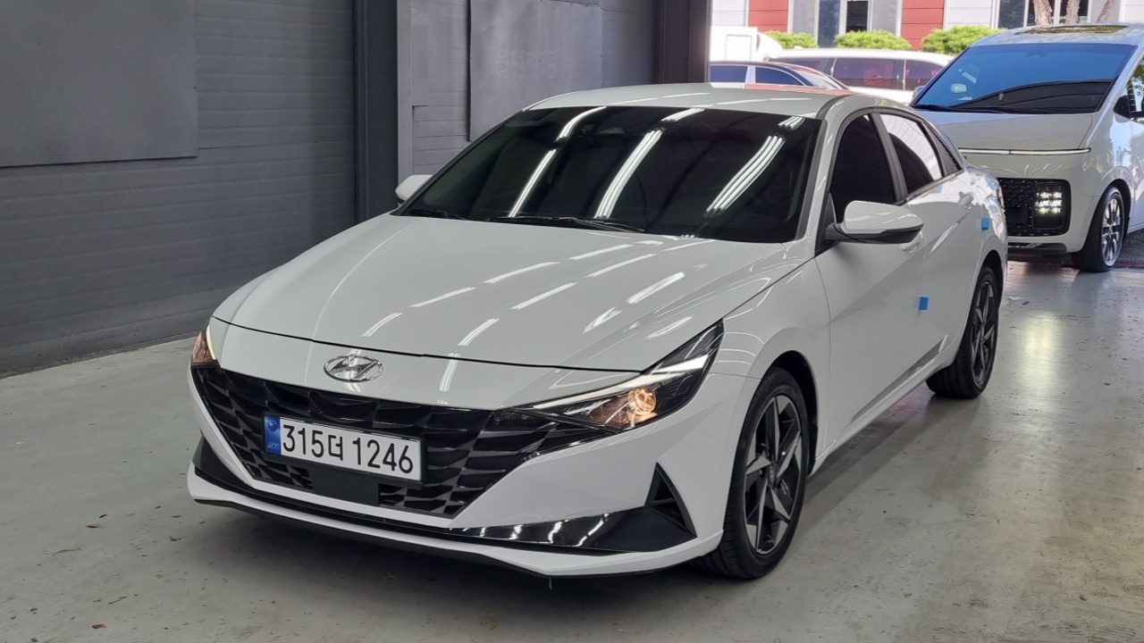 Hyundai AVANTE из Кореи Encar