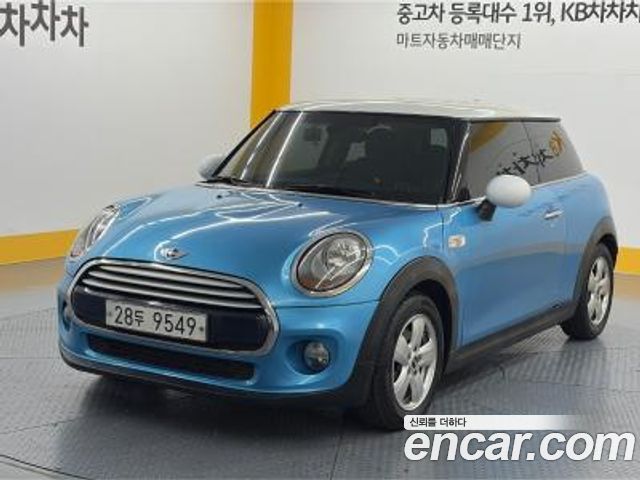 Mini Cooper Standard 3rd — пробег 156 124 км — фото 1 из 5