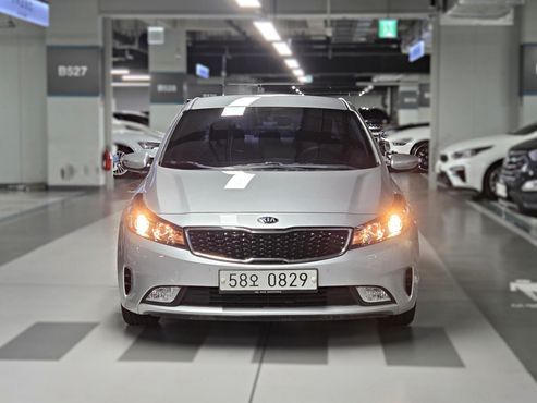 Kia K3 Prestige — пробег 87 920 км — фото 3 из 5
