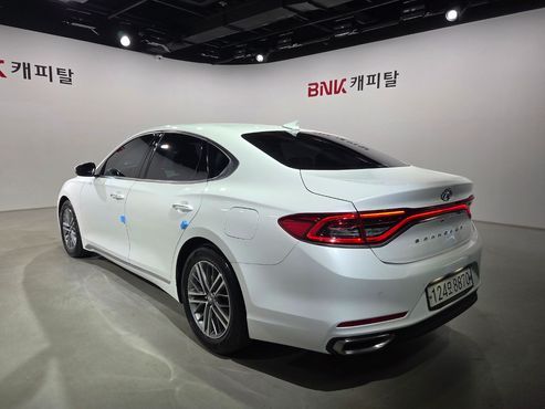 Hyundai Grandeur 2.4 Premium — пробег 61 457 км — фото 4 из 5