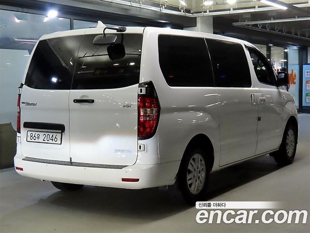 Hyundai Starex Van 3-Seater Smart — пробег 85 067 км — фото 4 из 5