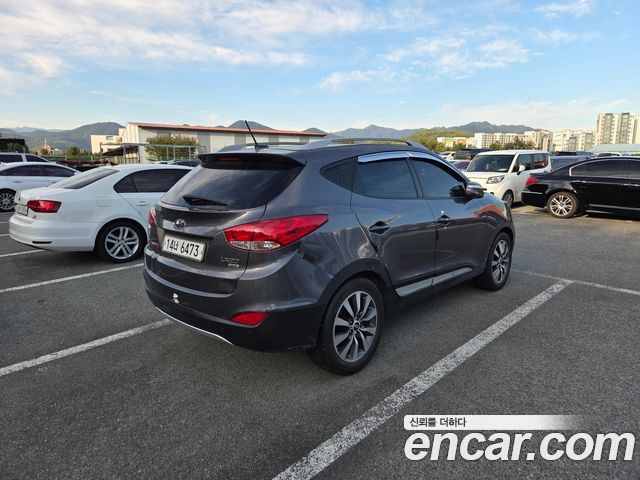 Hyundai Tucson Gasoline 2WD LX20 Premier — пробег 73 814 км — фото 3 из 5