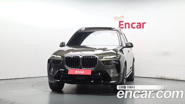 BMW X7 xDrive 40i M Sport 6STR — пробег 4 312 км — фото 3 из 5