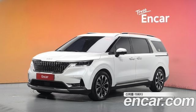 Kia Carnival Diesel 9-Seater Signature — пробег 19 144 км — фото 1 из 5