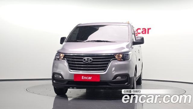 Hyundai Starex Van 3-Seater Style — пробег 172 617 км — фото 3 из 5