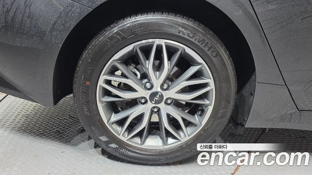 Kia K5 из Кореи Encar