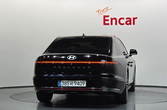 Hyundai Grandeur 2,5 Gasoline 2WD Calligraphy — пробег 112 556 км — фото 4 из 5